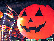 ハロウィーン装飾 通路